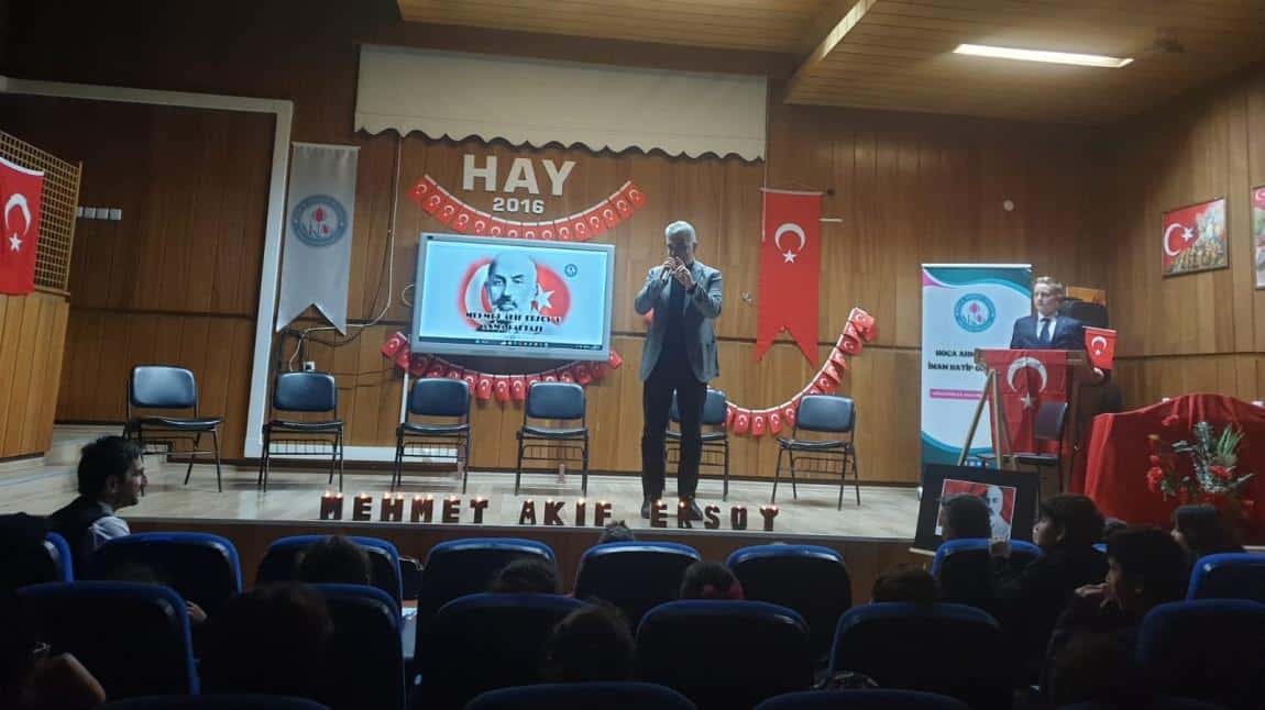 Okulumuz Çok Amaçlı Salonunda Mehmet Akif ERSOY' u Anma Programı Düzenlendi.